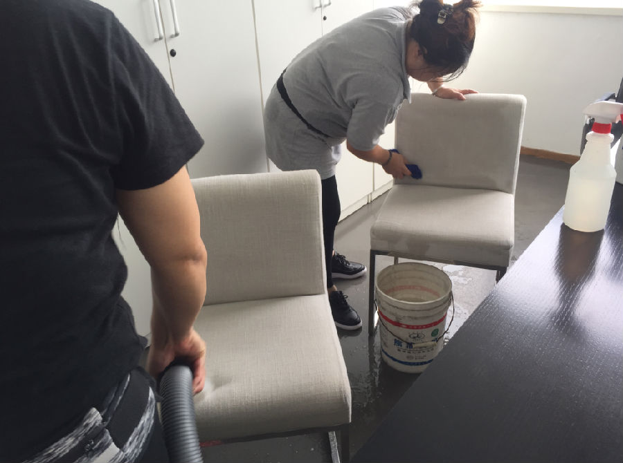 理塘县沙发清洗案例